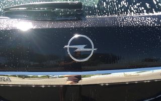 Emblema da mala Opel Astra H