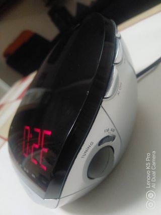 Radio Reloj