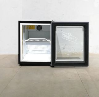 Mini-nevera Schweppes