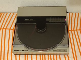 Tocadiscos Tangencial Technics SL-7 Direct Drive