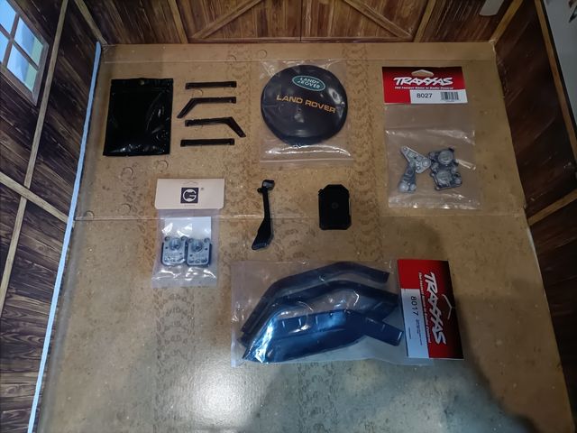 Lote crawler 1/10 Traxxas Defender 110