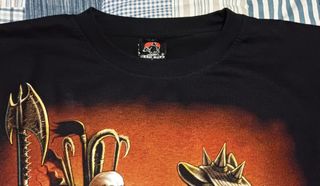Camiseta manga larga negra - esqueleto a caballo. 