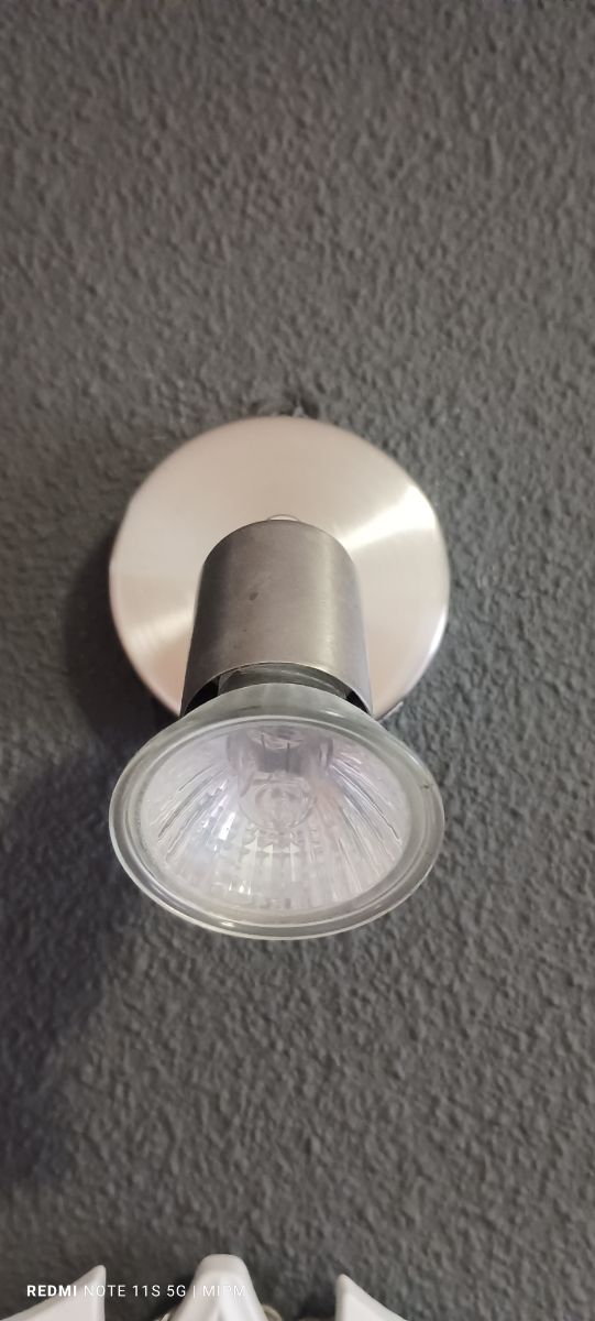 Foco empotrable cromado