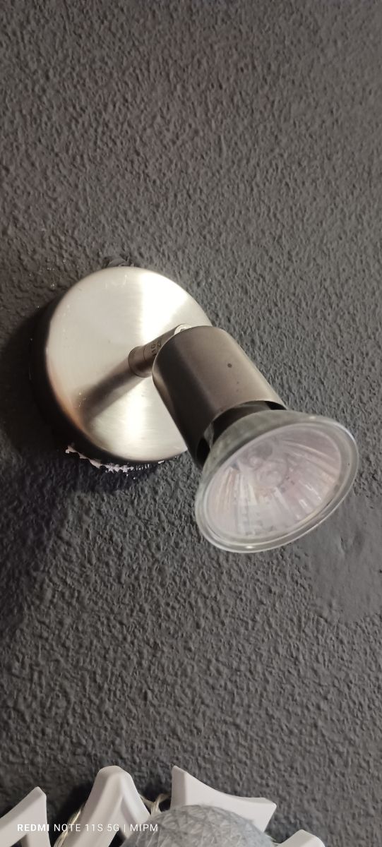 Foco empotrable cromado