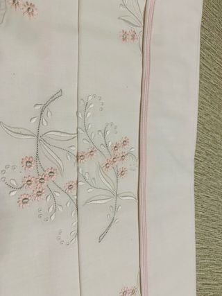 Sábanas bordadas - Algodón rosa y blanco