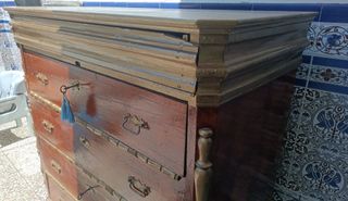 🪑✨ Sinfonier Vintage de Madera y Dorado Antiguo