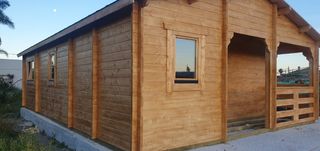 Se venden casas de madera