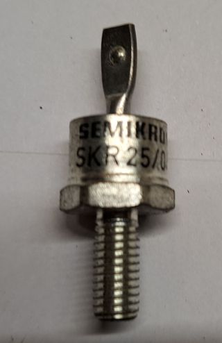 8 X  Diodo  Semikron SKR 25/04