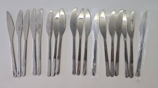 Set di 18 coltelli IKEA DRAGON in acciaio inox