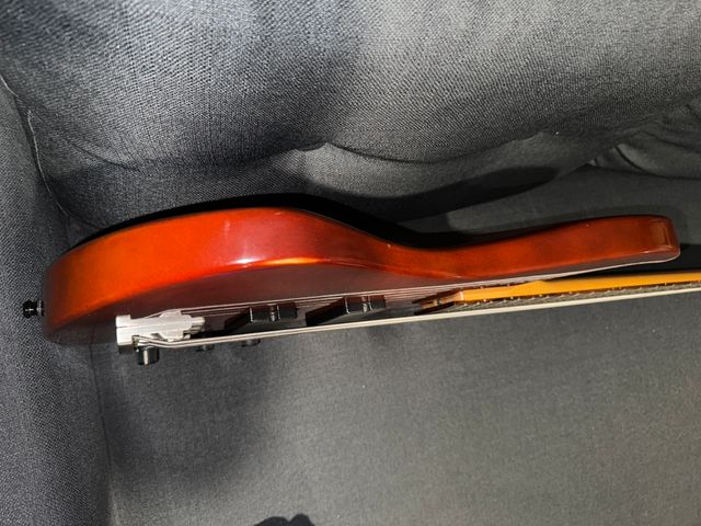 Feito à mão Godin BG5 Bass Plus 6 Presentes 699€