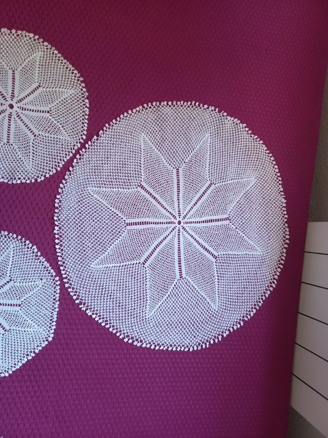 3 tappeti all'uncinetto a filo sottile