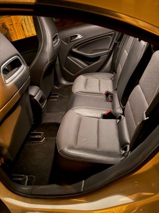 Mercedes-Benz Clase CLA 2015