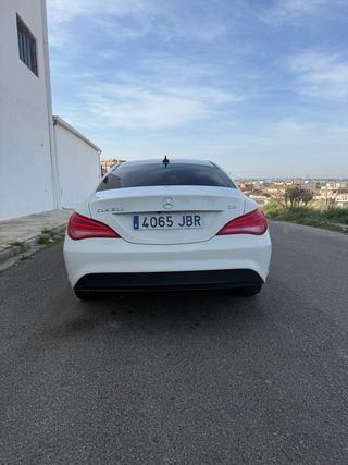 Mercedes-Benz Clase CLA 2015
