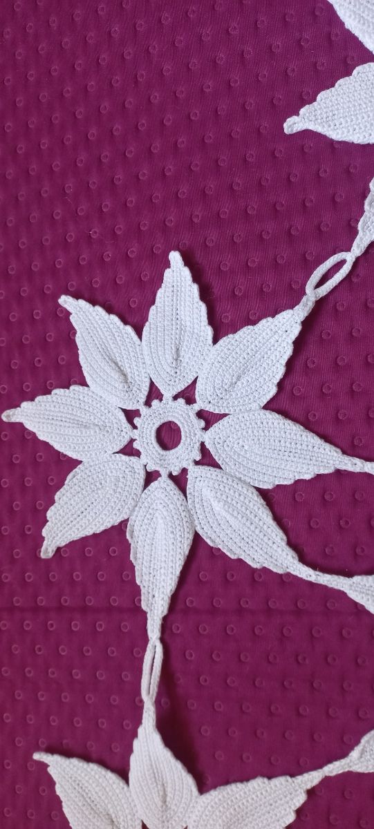 Tappeto fatto a mano all'uncinetto con filo