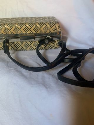 Bolso caja fiesta en rafia  Zara