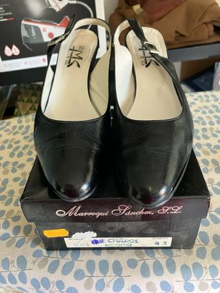 Tacones AMS ELX negros