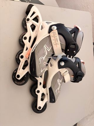 Patines en linea niña Decatlon 
oxelo roller 
