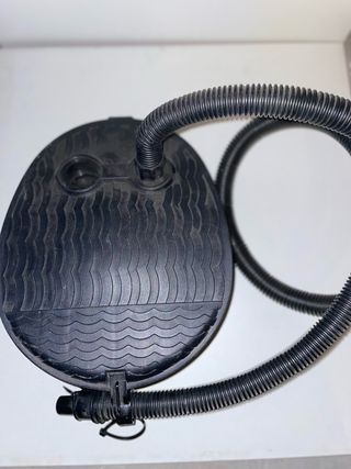 Inflador de pie para piscinas