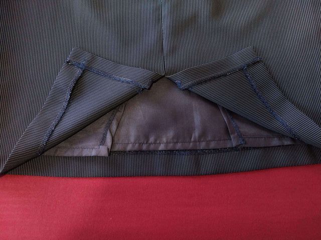 Falda recta de talle alto. VINTAGE años 80. T. 42 