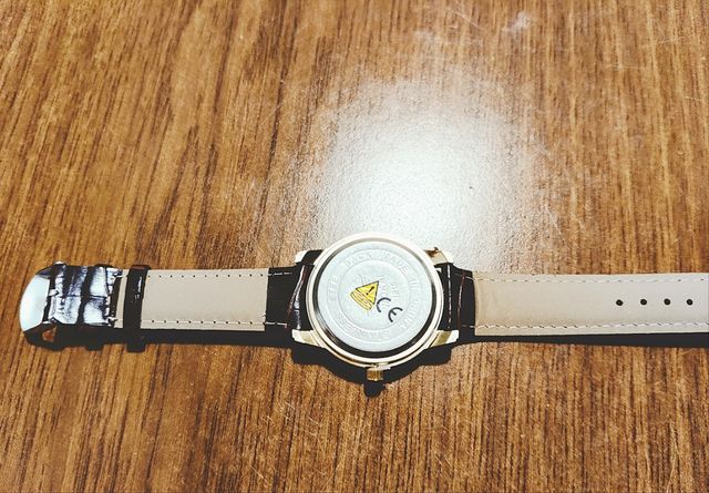 Orologio WOKAI uomo elegante oro