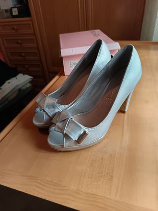 Zapatos plata fiesta tacón