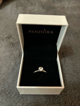 Anillo Pandora corazón plata S925