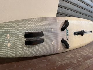 Windsurf, due tavole e due vele + accessori.