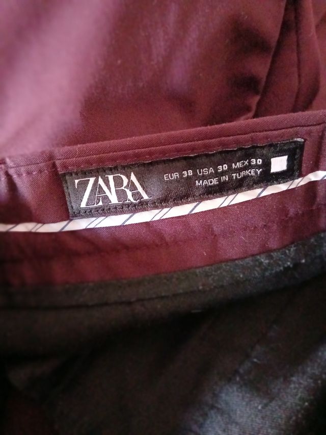 Traje vinotinto boda/graduación