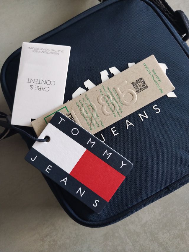 Bolso Bandolera Tommy Hilfiger Nueva con etiquetas