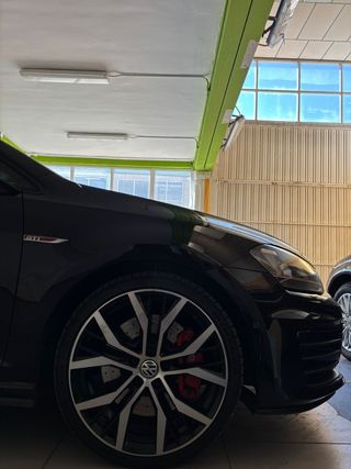 Volkswagen Golf GTI 7 performance