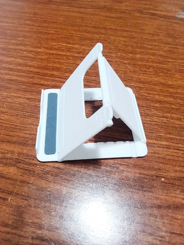 Supporto pieghevole telefono/tablet