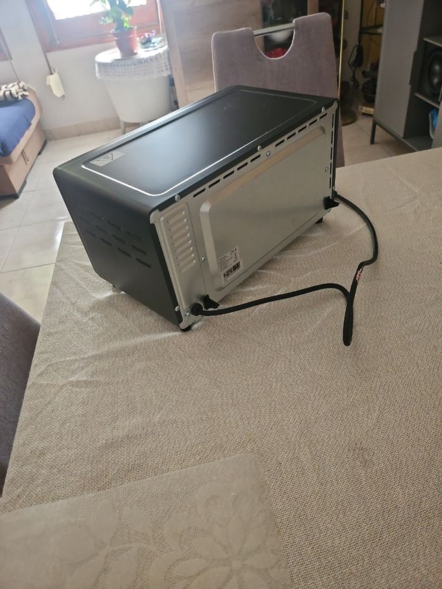 Horno Cecotec pequeño