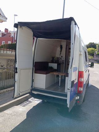 Furgoneta camperizada