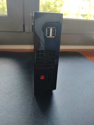 Wii Negra - Consola + 2 Wiimotes
