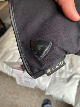 Guantes de moto revit