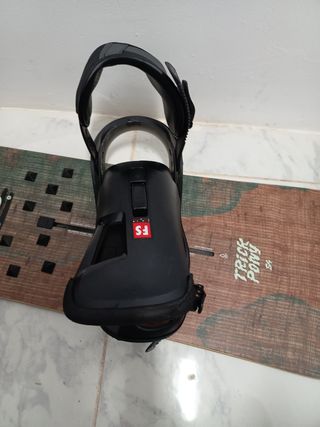 Botas y fijaciones snowboard