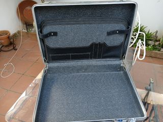 Maletín modelo antiguo americano