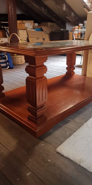 MESA DE CENTRO DE MADERA Y CRISTAL