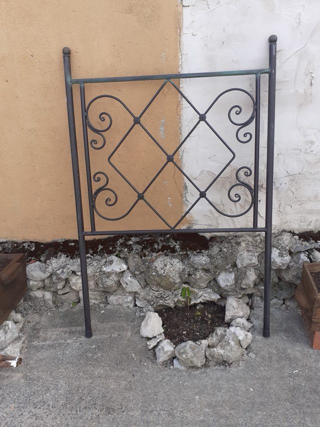 2 testiere in metallo forgiato nero