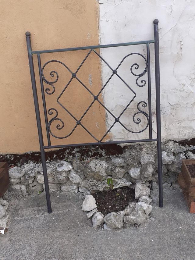 2 testiere in metallo forgiato nero