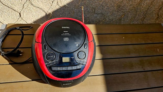 Radio CD cassete portatil (AC/Pilas)