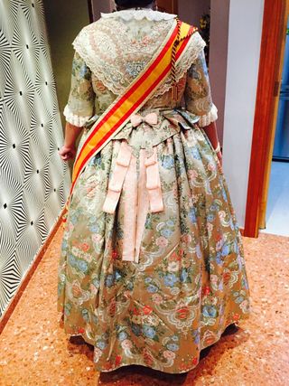 traje de fallera talla grande