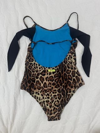 Costume 4giveness tg 16 anni/XS-S