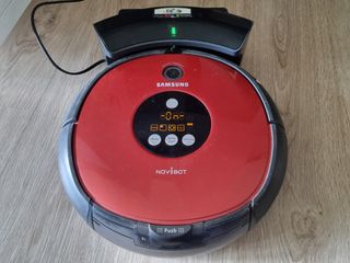 Aspiradora Samsung Navibot SR8845