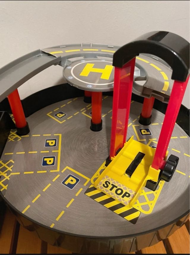 Estacionamento de malas para crianças