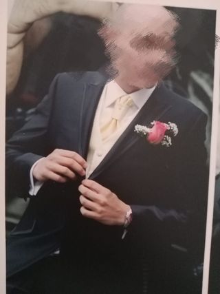 Traje novio negro
