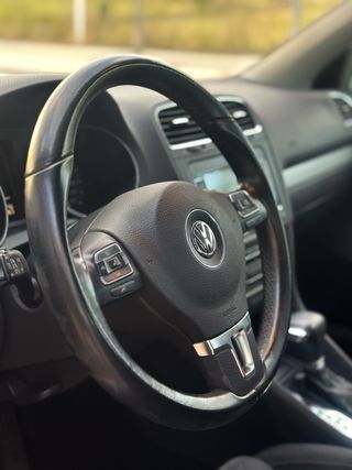 Volkswagen Golf 1.4 TSI Automático 120.000 km 