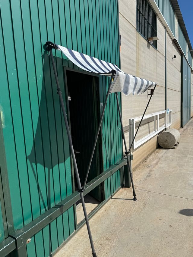 Toldo para puerta