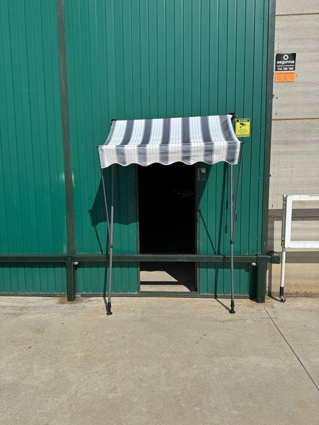 Toldo para puerta