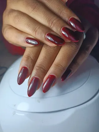 Servicios de uñas a domicilio    8:00am 2:00pm